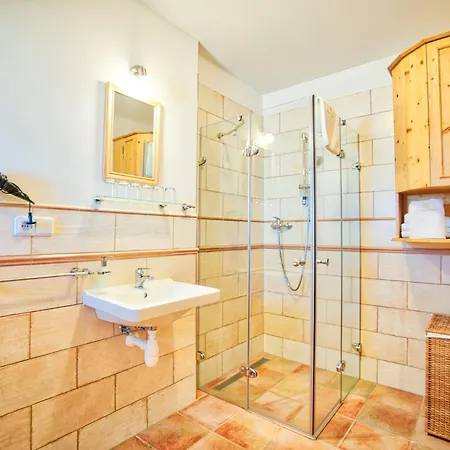 Nad Stajemi - Jitravsky Dvorec Apartment *