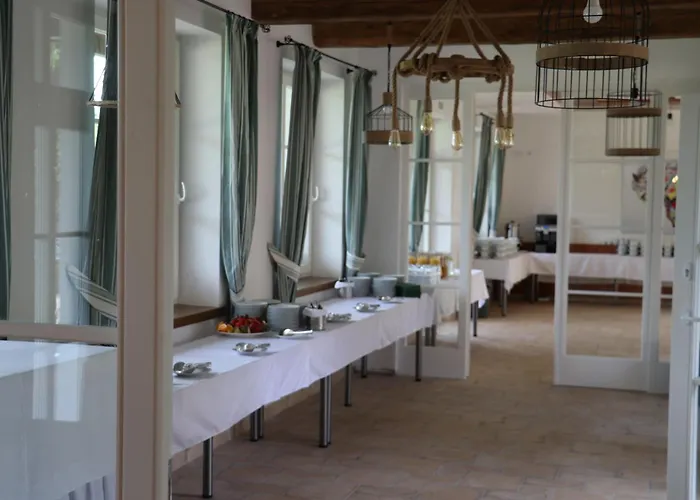 Nad Stájemi - Jítravský Dvorec Apartamento *
